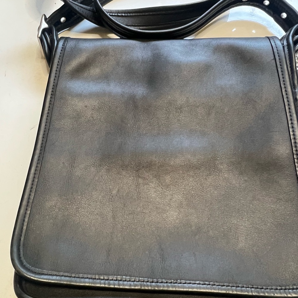 Vintage Coach 9144 LEGACY Studio Flap Leather Crossbody Bag - Never used Purse